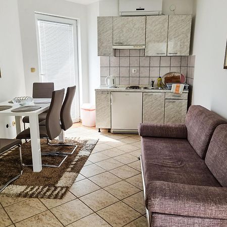 Apartments Benkovic Baška Εξωτερικό φωτογραφία